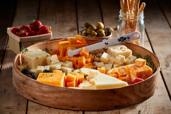 Just Cheese Please Gift Basket 2